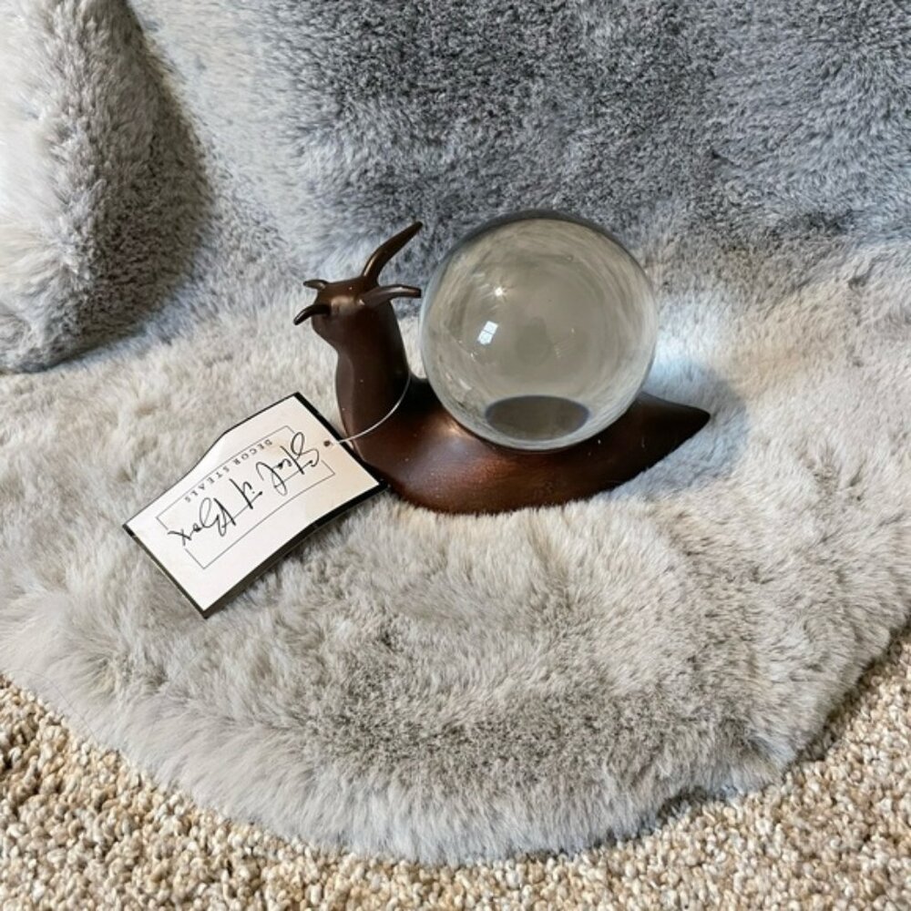 Snail Figure Accent Piece